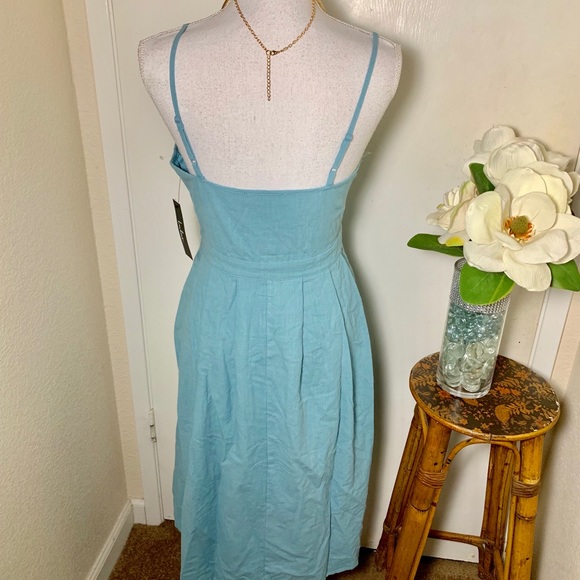 Lulu’s Dress - Picture 3 of 7